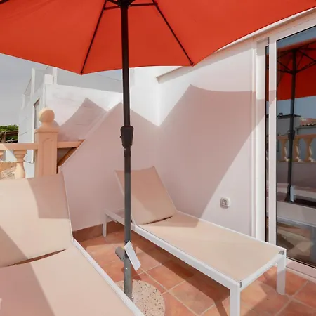 Arenas Family Tatil Evi *